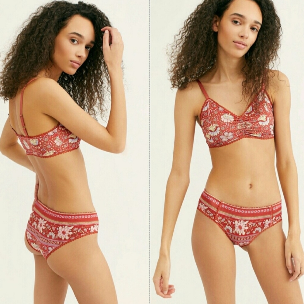 Spell and Gypsy Collective Ponciana Red Floral Bloomers and Bralette Set